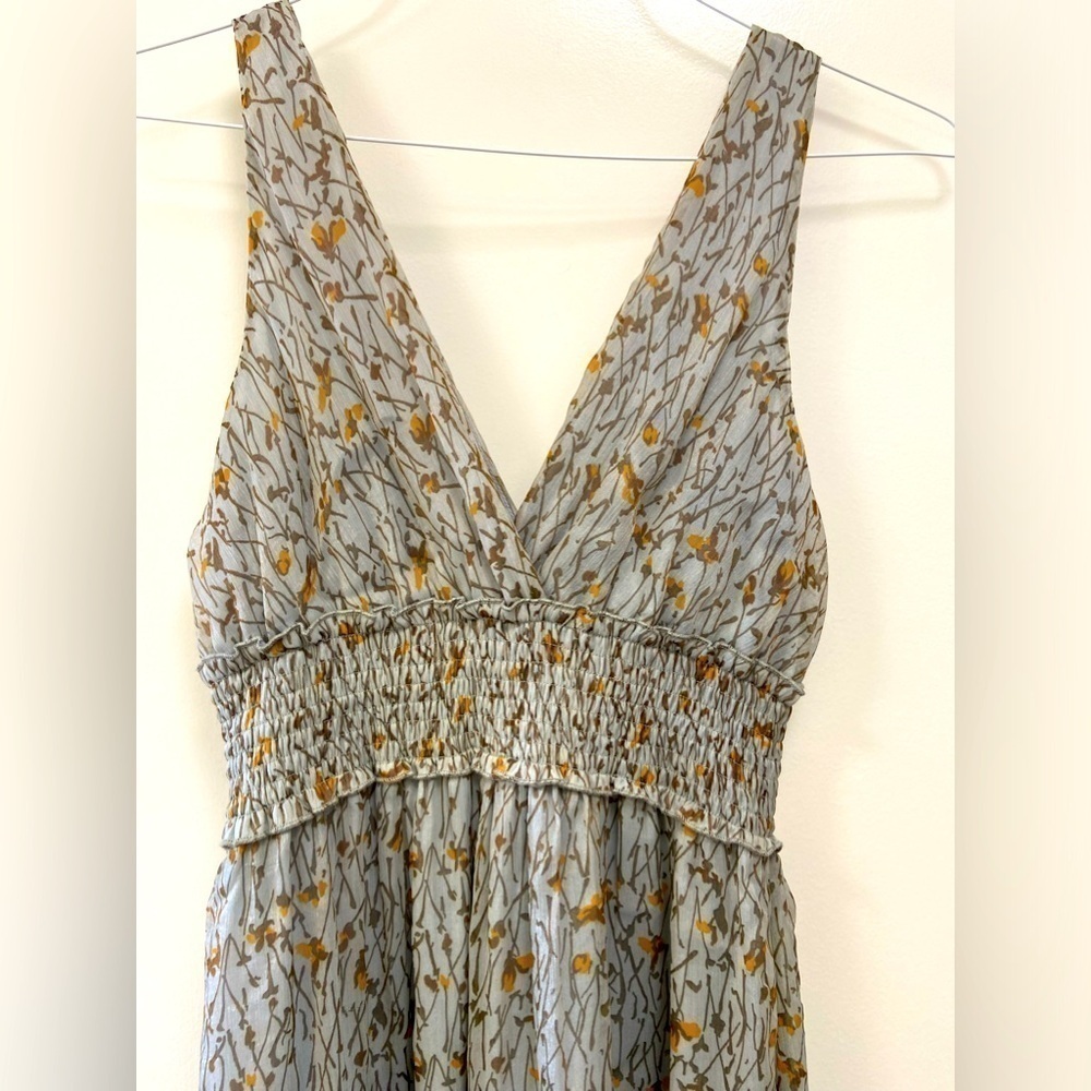 Um Gee dress v neck floral women's medium - Picture 2 of 5